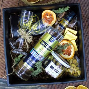 Подарочный набор в крафт-боксе