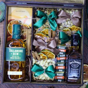 Подарочный набор в деревянном боксе